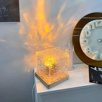 Ripple-Kub Lampa™ | Nattlampa med havsvågsprojektor